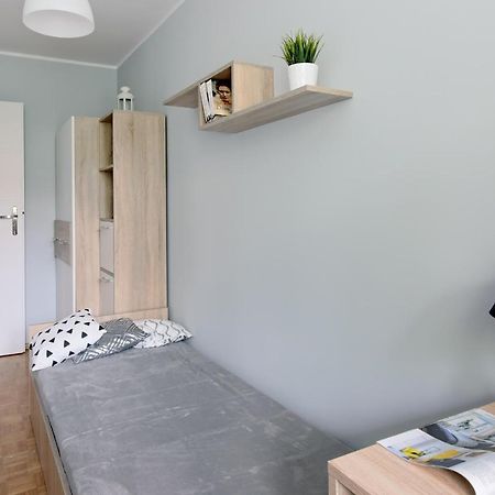 Krzywon 8 Rooms Warsaw Exterior photo